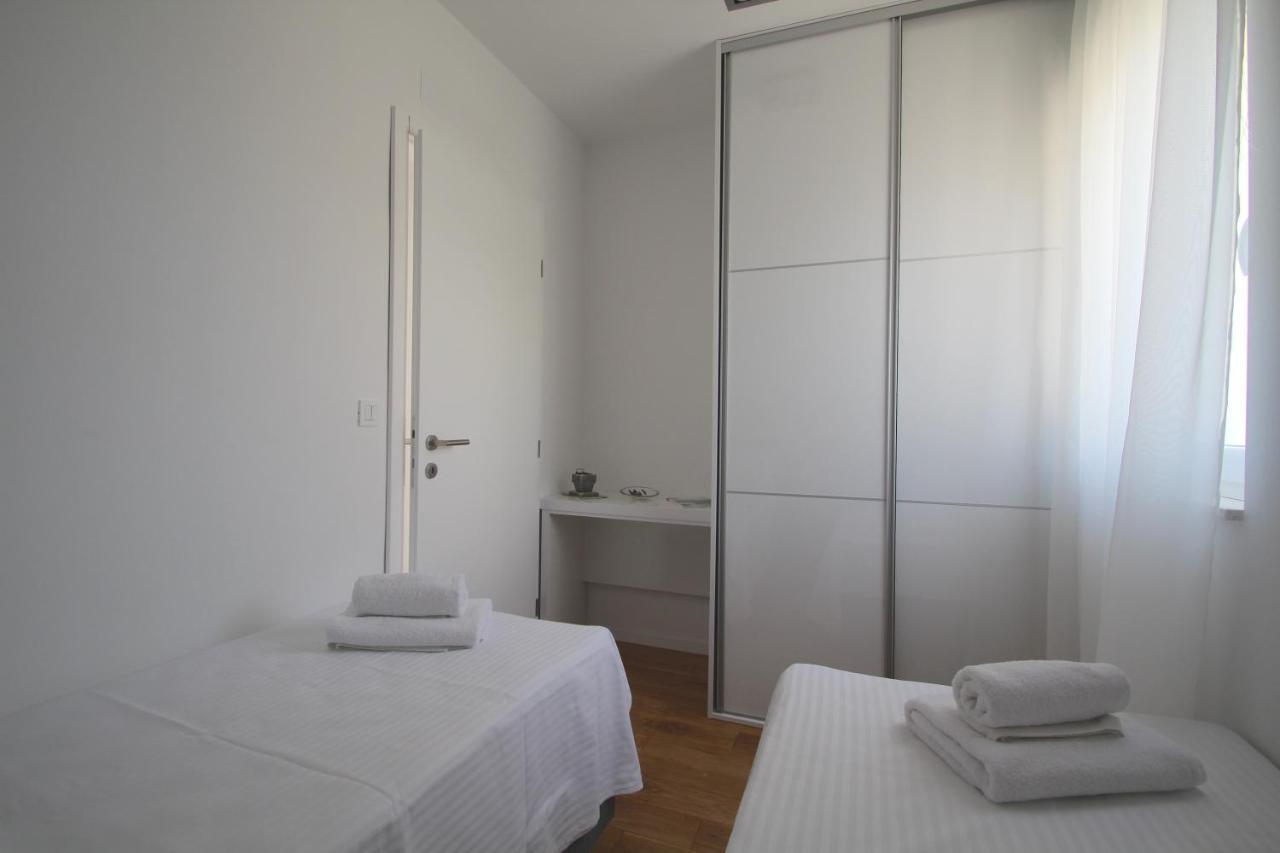 Villa Lavanda Deluxe Rogoznica  Phòng bức ảnh